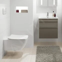Villeroy & Boch Venticello - Wandcloset Met Softclose WC-zitting, DirectFlush, CeramicPlus, Alpine Wit 4611RSR1 -Villeroy & Boch 1f838d551872ded032151abf